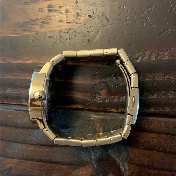 Nixon The Cannon - Picture 2 of 3